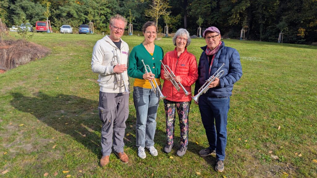 Trompeten: Henning, Astrid, Gabi, Thomas (von links nach rechts; nicht im Bild: Anika)
